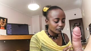 Nyakörves fekete ribanc nyálcsorgató főnöki szopás