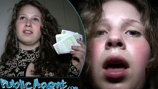 Tini csaj első creampie eksztázisa