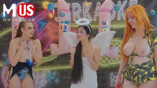 Lauren Phillips és Gia vad leszbikus pinanyalása