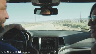 Stoppos csaj titkos fasszal durva szex