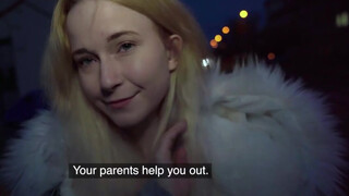 Utcán szedett cuki szőke nyilvános dugás