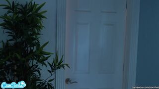 Megcsaló barátnő tettenkapva vad partiduálás