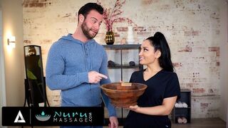 Befektető megdugja masszőrjét a legújabb nagy dolog megtalálásáért