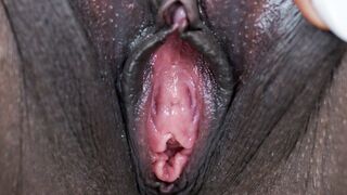 Fekete hugi puncinyalást tanít testvérének perverzen