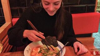 Drága, ez a finom desszertem! - utcai forró dugás