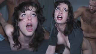 Vadul szexel Mia Stone-nal, aki odavan a kemény tolásokért