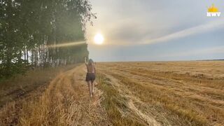 A kolhoz elnöke vagyok, és a legjobb traktorosom kiérdemli a forró dugást