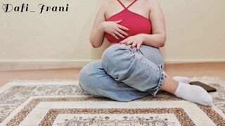 Forró milf hatalmas seggét meghágja egy óriási fark