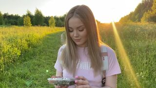 Fiatal feleség megcsalja férjét erdész sráccal minden kis lyukában cuckold csábítás