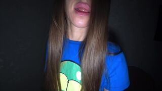 Valódi megcsalás: a feleség rögzítette, ahogy a férje haverja keményen tolja 4K-ban