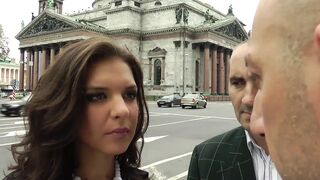 Henessy tini popsija mohón fogadja Omar Galanti vastag, kemény farkát az análban