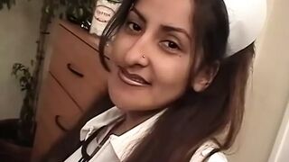 Retro MILF nővérek hatalmas farkat imádnak nagy mellel 16. részben elengedve